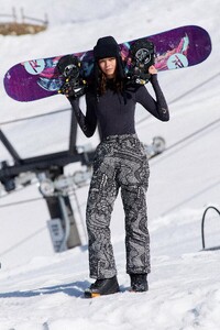 1461205098_tlchargement(300).thumb.jpg.a532c20f3b54f745938cf459431f4f08.jpg