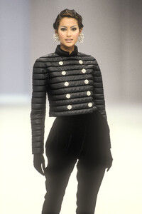 1942494437_LouisFeraud1997HauteCouture151.thumb.jpg.08e925aa47f775c58e172b119f7c7cf1.jpg