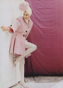 1990-8-Vogue-UK-GZ-5a.jpg
