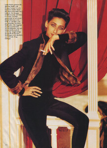 1991-10-Vogue-Ger-GZ-5.jpg