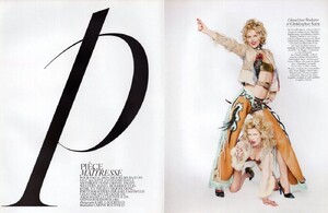 2009-3-Vogue-Fr-CS-1.jpg