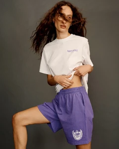 210914_SPORTY_AND_RICH_SS22_CAMPAIGN_SOPHIE_SHOT_07_051-1320.webp