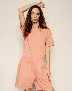 210914_SPORTY_AND_RICH_SS22_CAMPAIGN_SOPHIE_SHOT_19_037-1320.webp