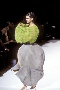 2116137672_jelenaivanoviccd9730-.thumb.jpg.05668818b47d4f15e3410506fec0a84f.jpg