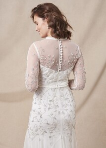 220391106-04-annie-embellished-wedding-dress.jpg