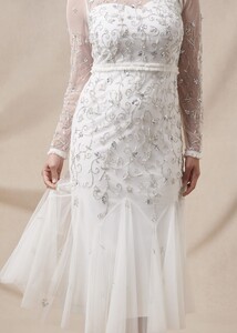 220391106-05-annie-embellished-wedding-dress.jpg