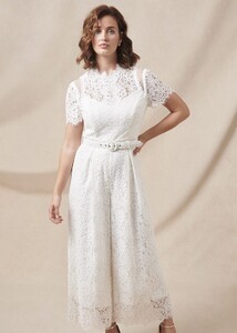 220754106-03-amaliah-lace-jumpsuit.jpg