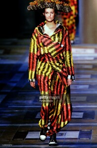 221967832_sarahThf98issey-.thumb.jpg.d71c29514e300fb69c59a73577c0fe5a.jpg