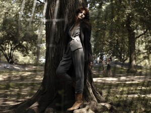 296912908_MissyRayderbyLaurieBartleyforHarpersBazaarUKOctober20104.thumb.jpg.e34074816aca608e5ffdfefbd49c6c9e.jpg
