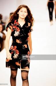 CATWALK RALPH LAUREN 1995 (1).jpg