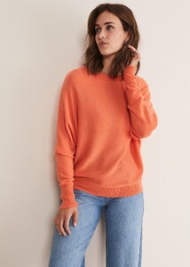 403853970-04-beatrice-cashmere-jumper.jpg