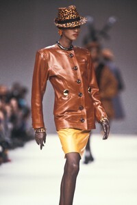 484637144_katouchanianeys8951-.thumb.jpg.f1e674546f6dfb8ccac47af7a9d769f8.jpg