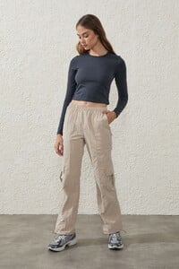 6335419-03-4.jpg