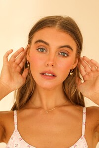 CE1533-GLD-1.thumb.jpg.663dd82d182fc66bdd57eb6405de6c43.jpg