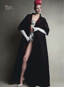 Elza_Demarchelier_Vogue_Australia_February_2013_05.thumb.jpg.f02052ed7157ef2b6df612b9444ac116.jpg