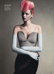 Elza_Demarchelier_Vogue_Australia_February_2013_11.thumb.jpg.31ecd8c21f72935501c77e875eb48bae.jpg