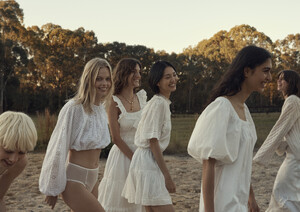INDEX_Magazine_Editorial_Amie_Milne_016.thumb.jpeg.e45e40583c81b319e8259a32dacb5fbb.jpeg