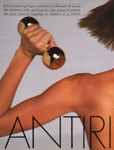 MdFigaroFr040585no12650Antirides01.thumb.jpg.83fe9c4c916c9bad8985cd6ce732bbdf.jpg