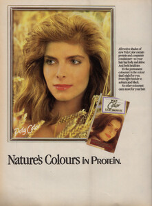 PolyColorProteinAdFamiliyCircleUK021183no11.thumb.jpg.96aeb6a34e7efb9ba376851f9ebf7bf0.jpg