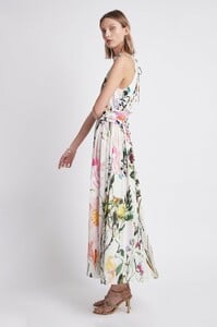 S87-22SU5277_VibraciousHighNeckMidiDress_BOTANICALOASISPRINT-21659-Aje-2282_fullshot.jpeg