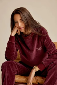 SR-SPORT-VELOUR-CREWNECK-MERLOT-6.webp