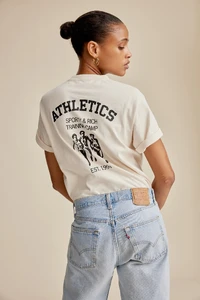TRAININGCAMP-TSHIRT-CREAM-6.webp