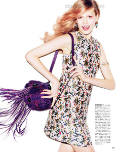 VOGUEMarch2014JapanPDFres-662.thumb.jpg.8db88d1bbd7a6c5400a5de6840bc00fc.jpg