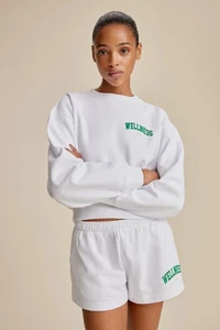 WELLNESSIVY-DISCOSHORT-WHITE-5.webp