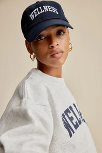 WELLNESSIVY-HAT-NAVY-5.webp