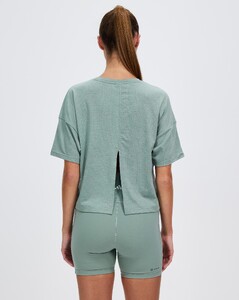adidas-performance-2019-3139081-4.jpg