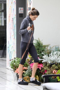 alessandra-ambrosio-sports-a-grey-turtleneck-sweater-and-capri-leggings-as-she-leaves-the-gym-in-brentwood-california-040123_10.jpeg
