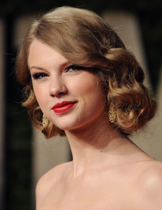 b1fbbefad7d68303f4e24944f699a77b.thumb.jpg.79c65effc11b8bd7681a4a9728c6522d.jpg