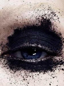 beauty_06.thumb.jpg.281e38b7a8bcfae998490657593778d0.jpg