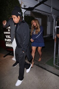 beyonce-and-jay-z-leaves-giorgio-baldi-in-santa-monica-11-27-2022-3.jpg