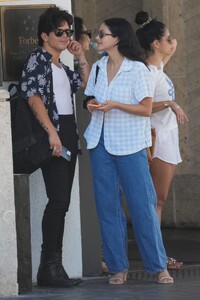 camila-mendes-leaves-her-hotel-in-miami-12-30-2022-2.jpg