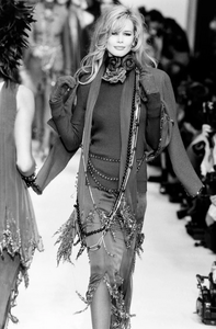 chanel-fw-1992-2-2-.png