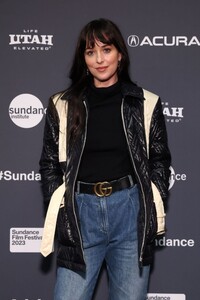 dakota-johnson-at-the-disappearance-of-shere-hite-premiere-at-2023-sundance-film-festival-01-20-2023-1.jpg