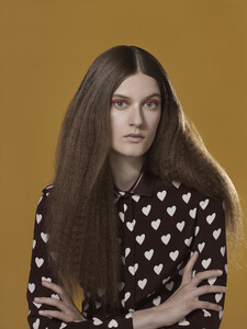 dazed-november-2013_school-daze_(8).thumb.jpg.b32213a1177970c0850e3e696eae1e23.jpg