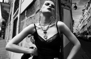 elena-melnik-victor-demarchelier-fashiontography-3.thumb.jpg.28a494d70cde20c4717e4b9eb9633c75.jpg