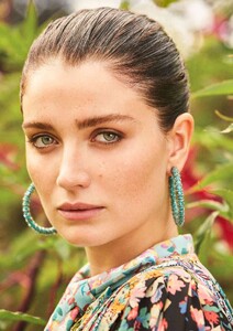eve-hewson-001-2000-6f6a91cfb1b64b5c8a99db3a6b61a271.jpg