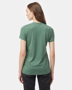 green_basic_tee_TCW2455-2254_2.jpg