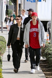 hailey-rhode-bieber-and-justin-bieber-out-in-west-hollywood-07-01-2023-3.jpg