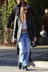 hailey-rhode-bieber-at-great-white-in-west-hollywood-01-06-2023-1.jpg