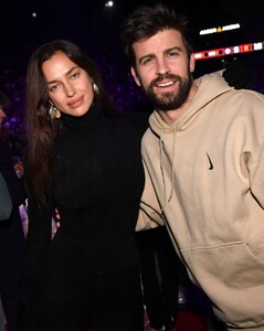 irina-shayk-at-detroit-pistons-vs-chicago-bulls-game-at-accor-arena-bercy-in-paris-01-19-2023-0.jpg