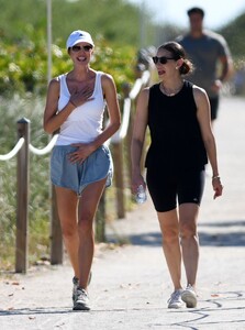 ivanka-trum-out-for-walk-with-a-friend-at-a-beach-in-surfside-01-09-2023-6.jpg