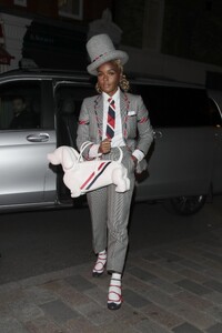 janelle-monae-arrives-at-netflix-reception-in-london-10-15-2022-5.jpg