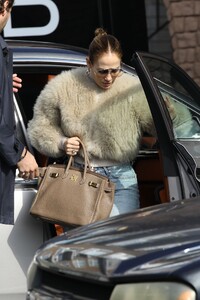 jennifer-lopez-photo-shoot-in-la-12-28-2022-3.jpg