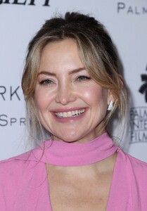 kate-hudson-2023-palm-springs-international-film-festival-01-06-2023-1.jpg