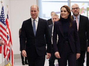 kate-middleton-arrives-at-logan-international-airport-in-boston-11-30-2022-7.jpg