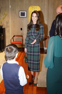 kate-middleton-meets-the-mayor-of-boston-michelle-wu-at-city-hall-boston-11-30-2022-3.jpg